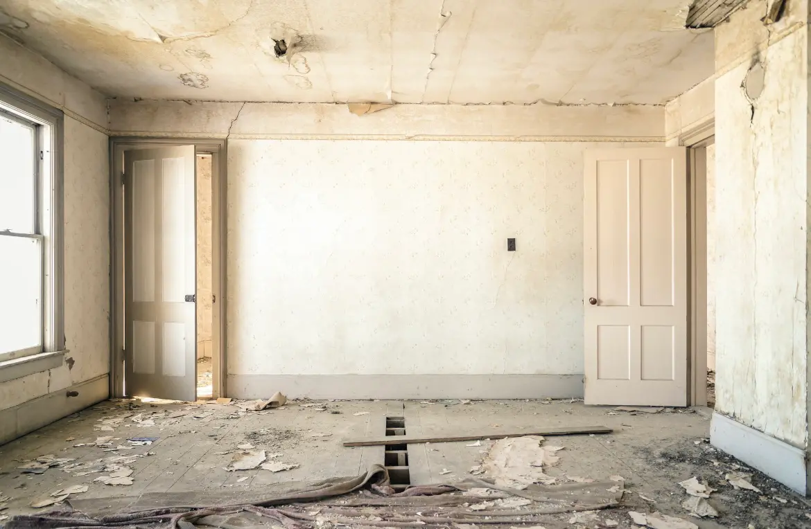 Waste disposal crew managing a cleanout project in Pickerington